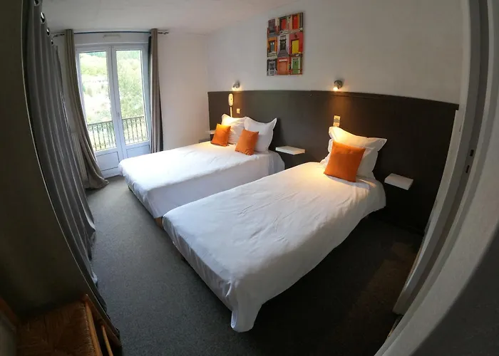 De Londres Ле-Мон-Дор