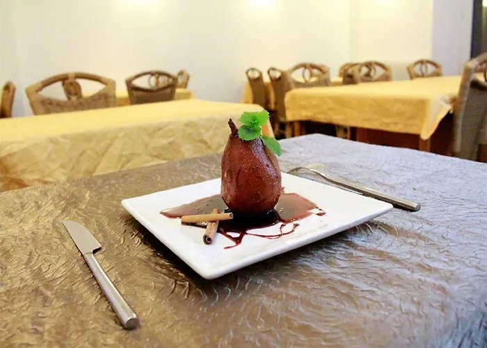 Отель De Londres Ле-Мон-Дор